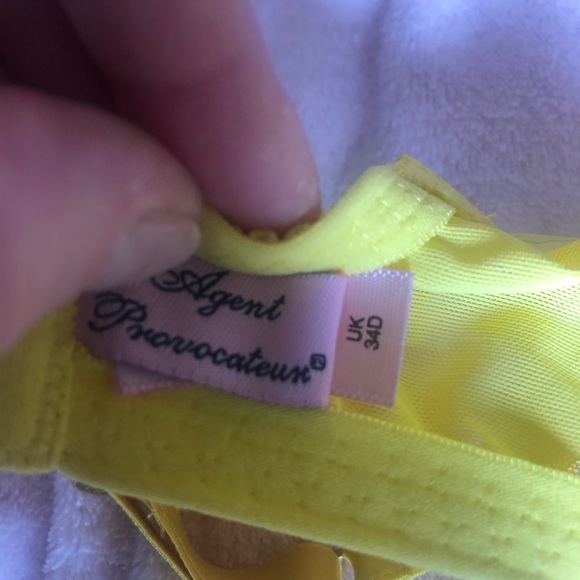 Agent Provocateur *RARE* Yellow Rizzo Set - Picture 4 of 5